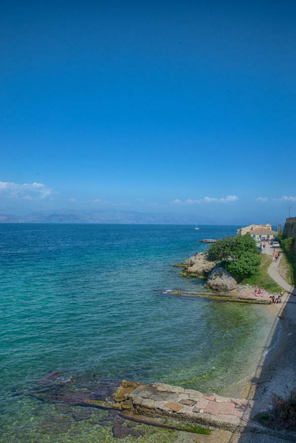 Serene Sea View Apartment In Corfu Old Town Exterior foto